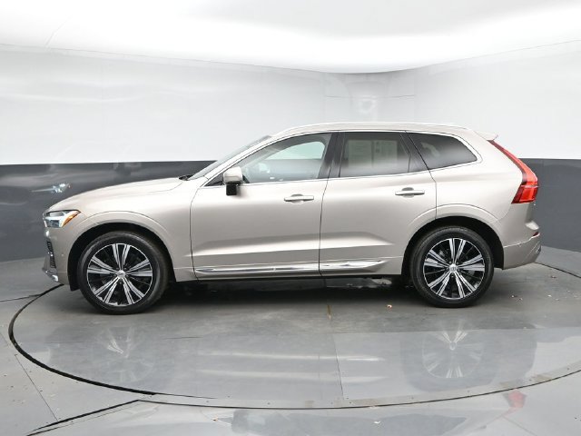 Used 2023 Volvo XC60 B5 Plus w/ Protection Package Premier FWD image 5