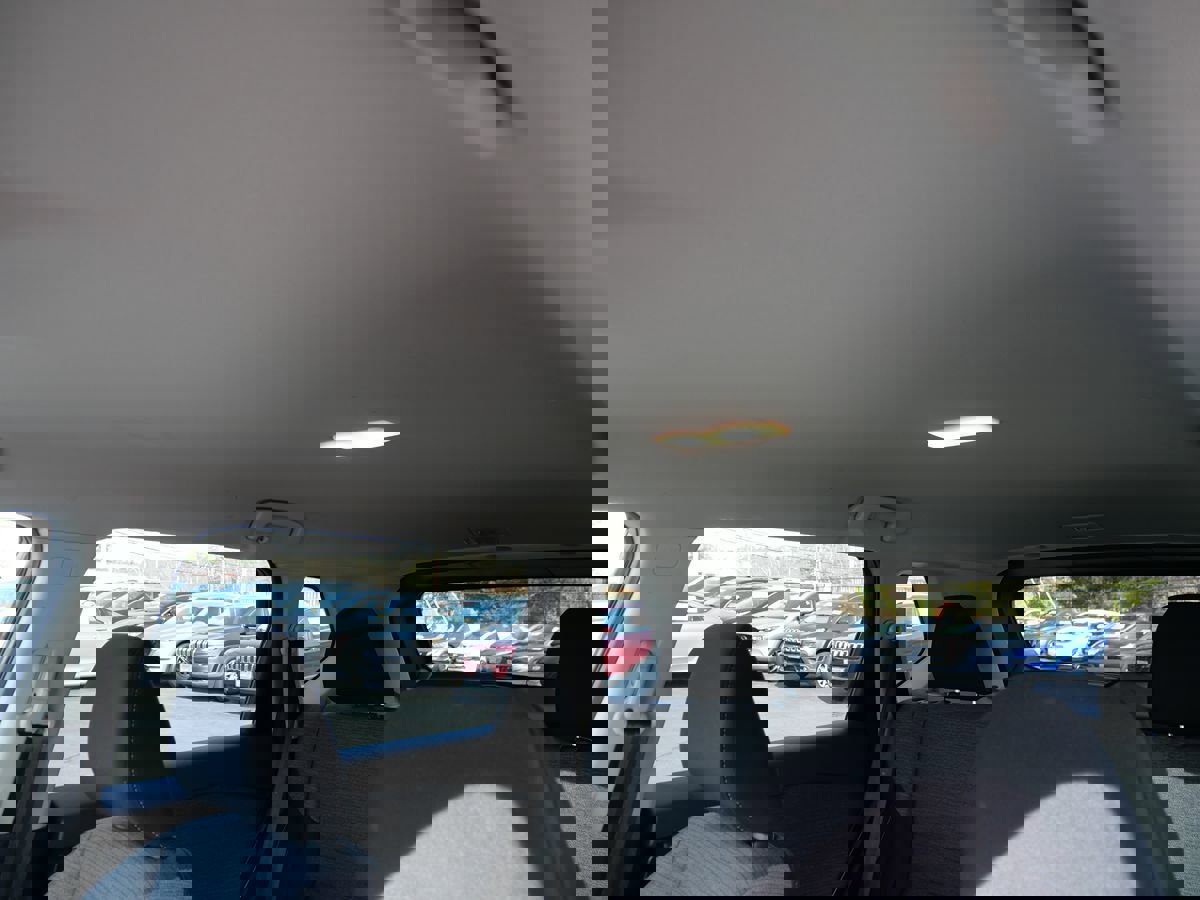 Used 2021 Nissan Rogue SV image 11