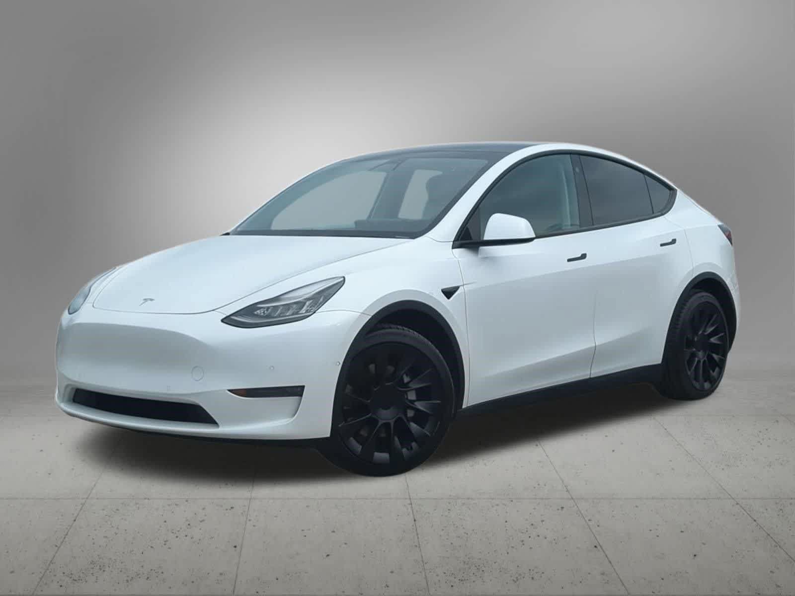 Used 2021 Tesla Model Y Long Range AWD/4WD image 1