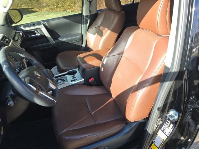 Used 2021 Toyota 4Runner Limited image 19