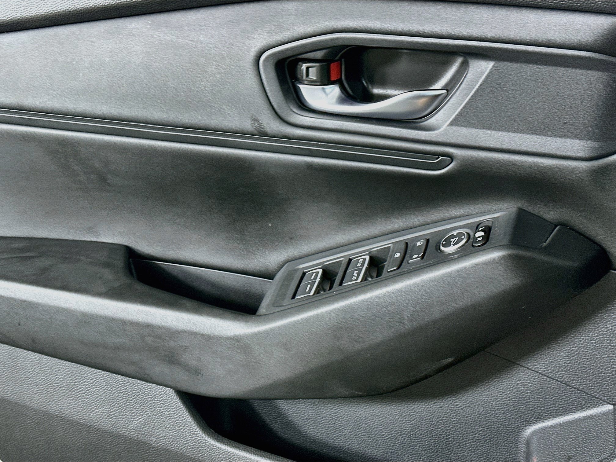 Used 2023 Honda Accord EX image 15