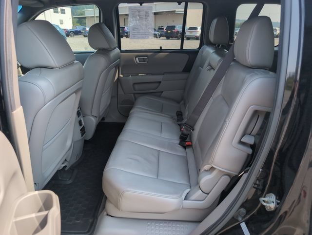 Used 2012 Honda Pilot Touring image 16