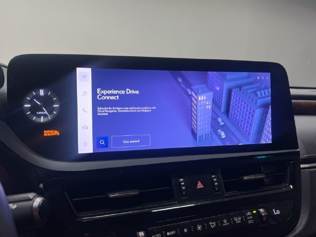 Used 2024 Lexus ES 300h w/ Premium Package FWD image 19
