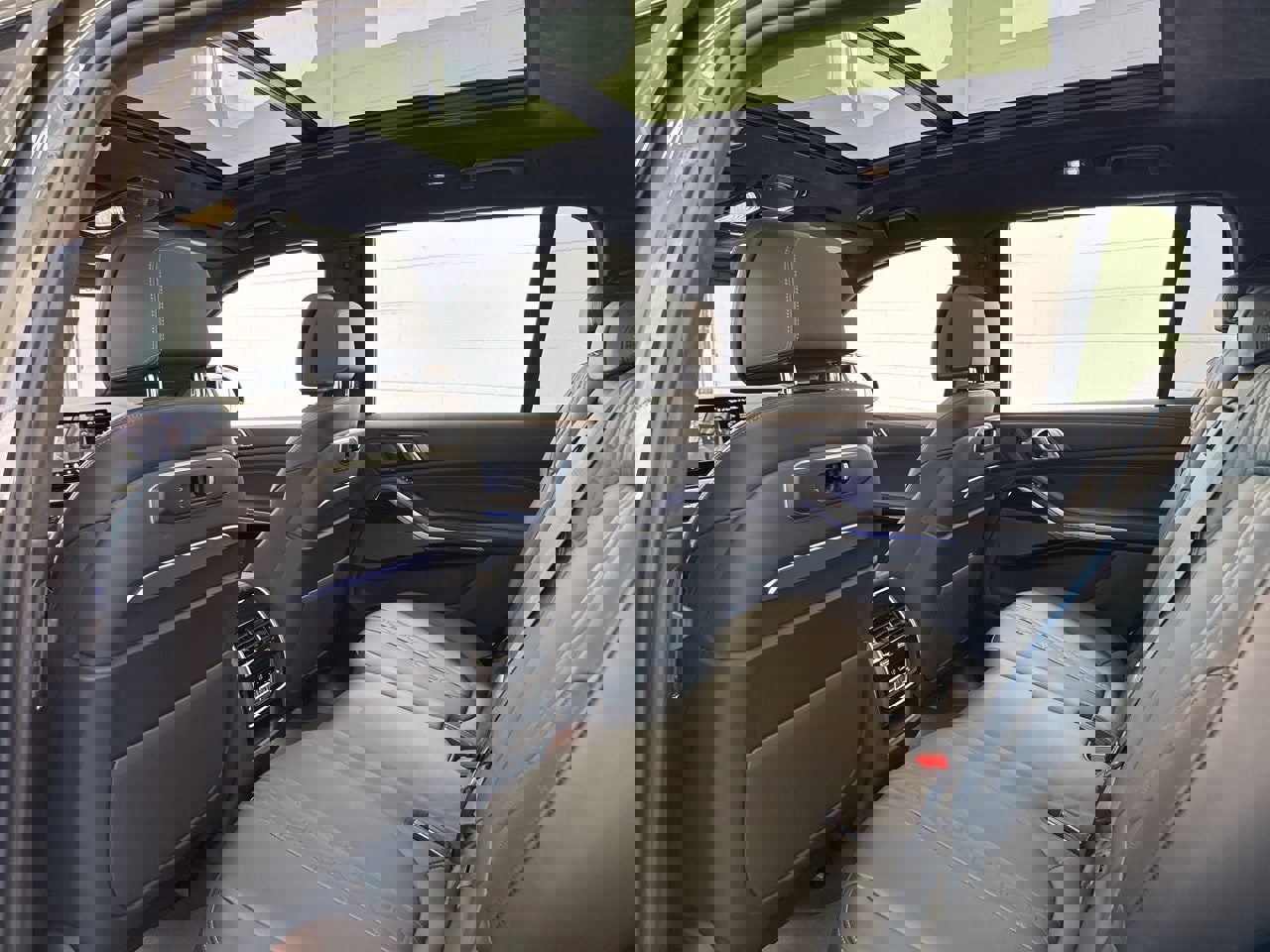 New 2026 BMW X7 xDrive40i w/ M Sport Package image 48