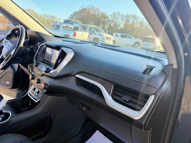 Used 2019 GMC Terrain SLT w/ Preferred Package image 21