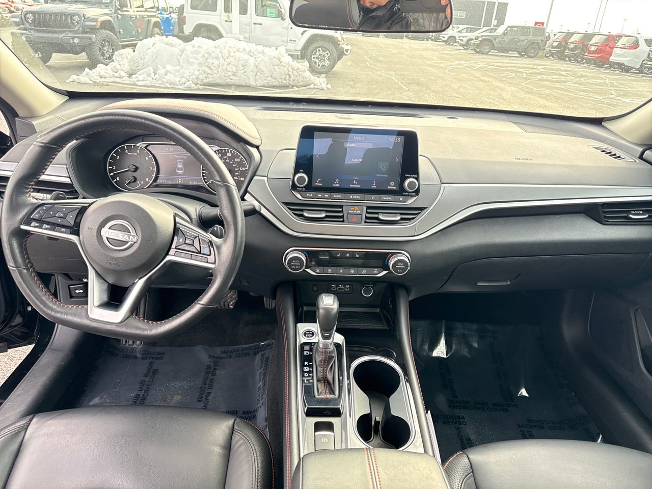 Used 2024 Nissan Altima 2.5 SR image 15