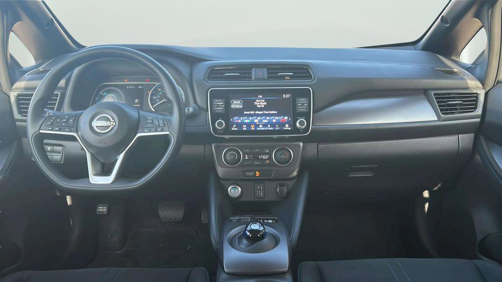 Used 2024 Nissan Leaf S image 25
