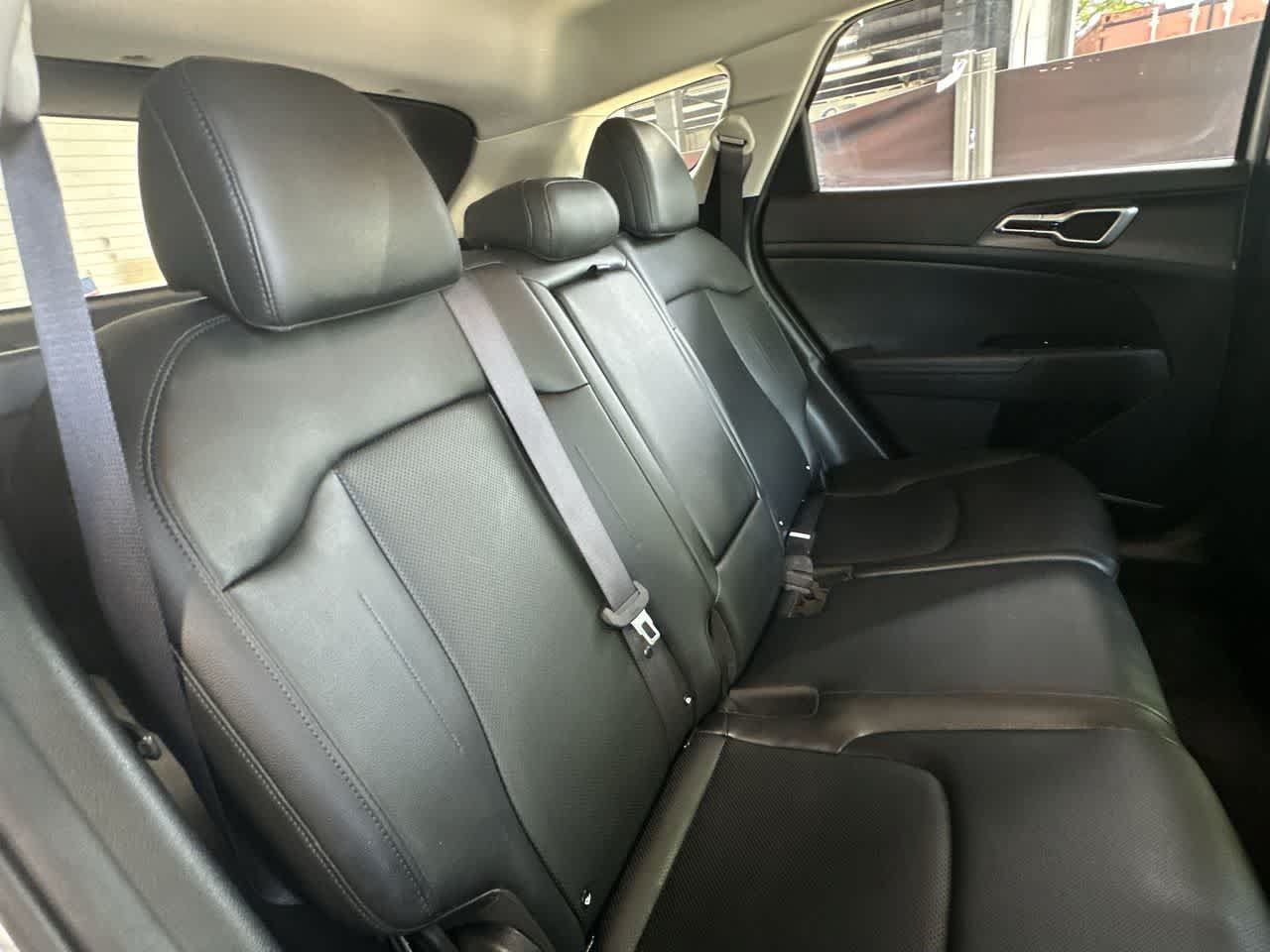 Used 2024 Kia Sportage EX FWD image 26