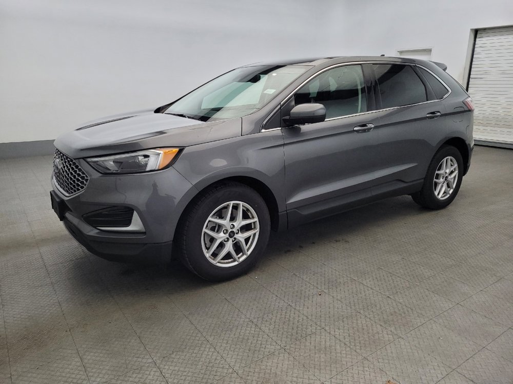 Used 2023 Ford Edge SEL image 2