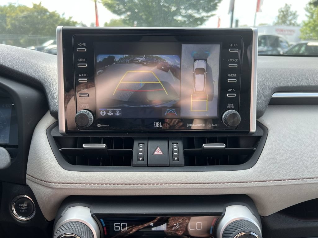 Used 2020 Toyota RAV4 Limited AWD/4WD image 19