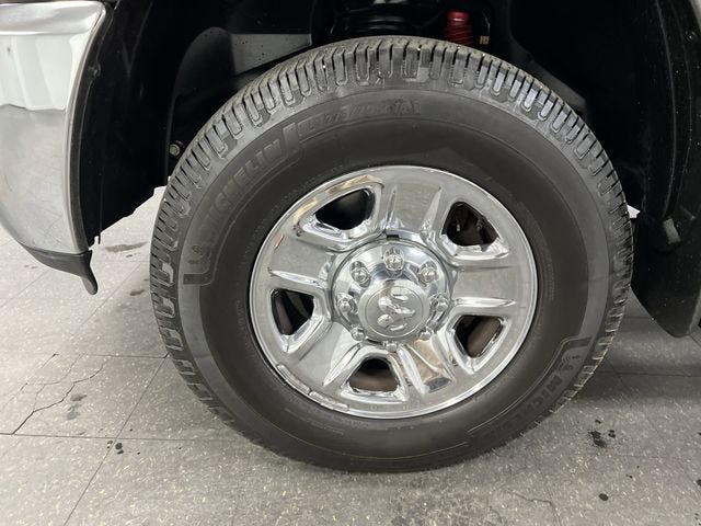 Used 2018 RAM 2500 Tradesman w/ Chrome Appearance Group AWD/4WD image 32