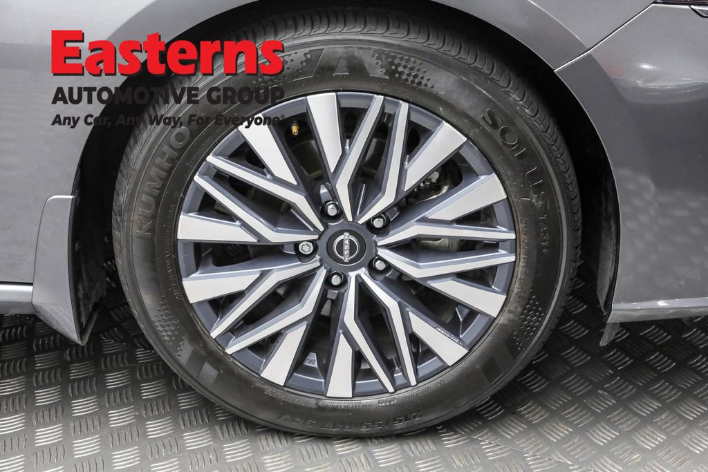 Used 2024 Nissan Altima 2.5 SV w/ SV Premium Package image 30