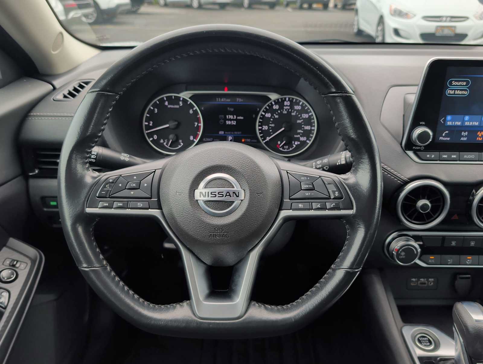 Used 2022 Nissan Sentra SV FWD image 11