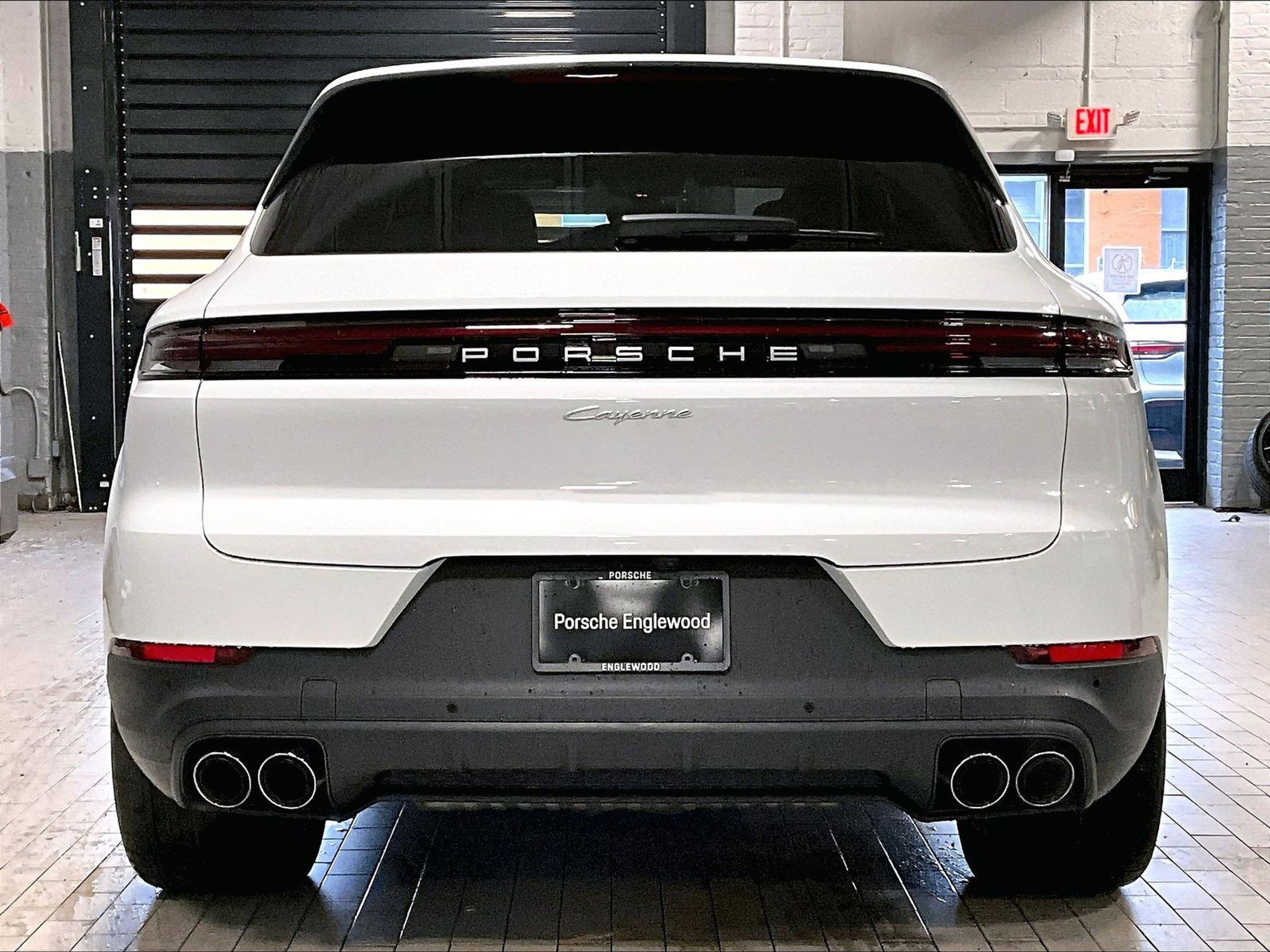 New 2026 Porsche Macan S image 8