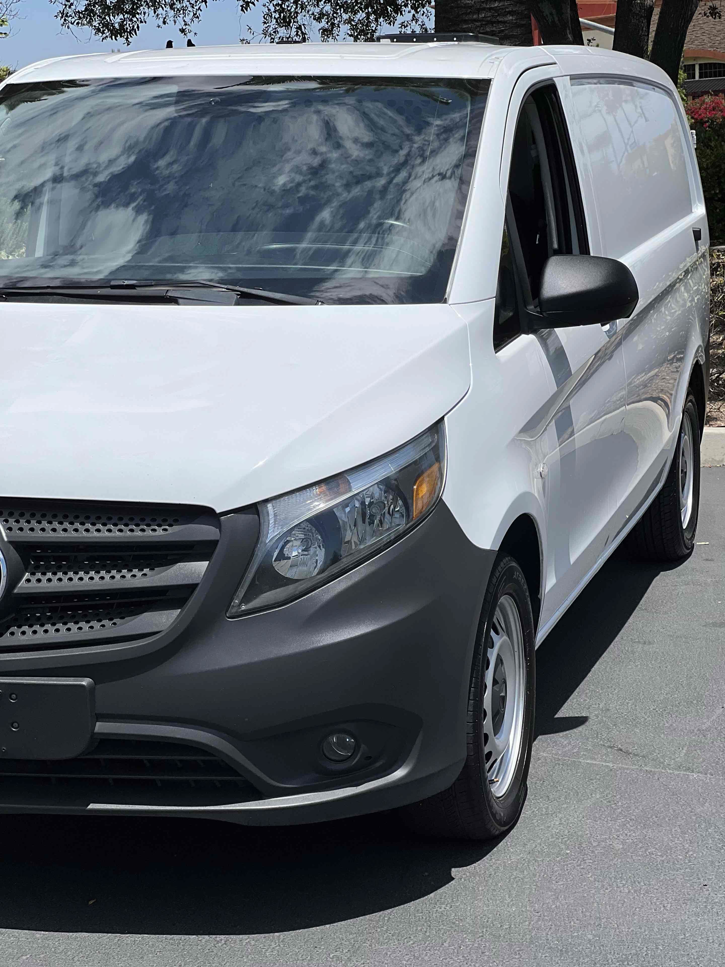Used 2022 Mercedes-Benz Metris image 40