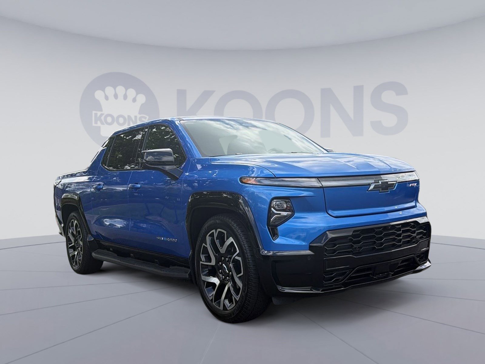 Used 2025 Chevrolet Silverado EV RST image 18