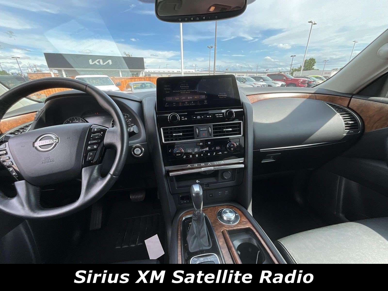 Used 2023 Nissan Armada SL w/ Captain's Chairs Package AWD/4WD image 9