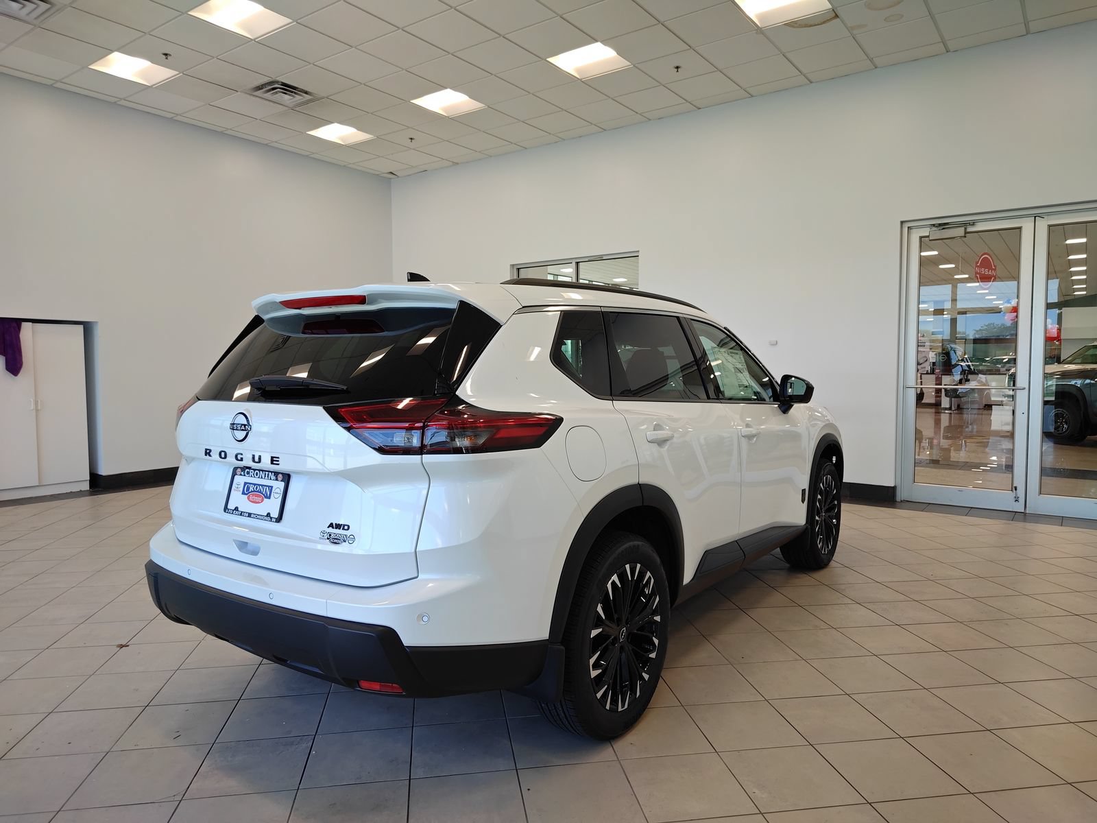 New 2026 Nissan Rogue Dark Armor AWD/4WD image 3