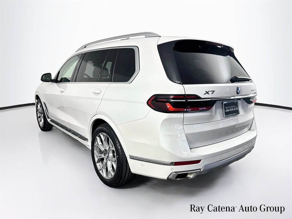 Used 2026 BMW X7 xDrive40i AWD/4WD image 5