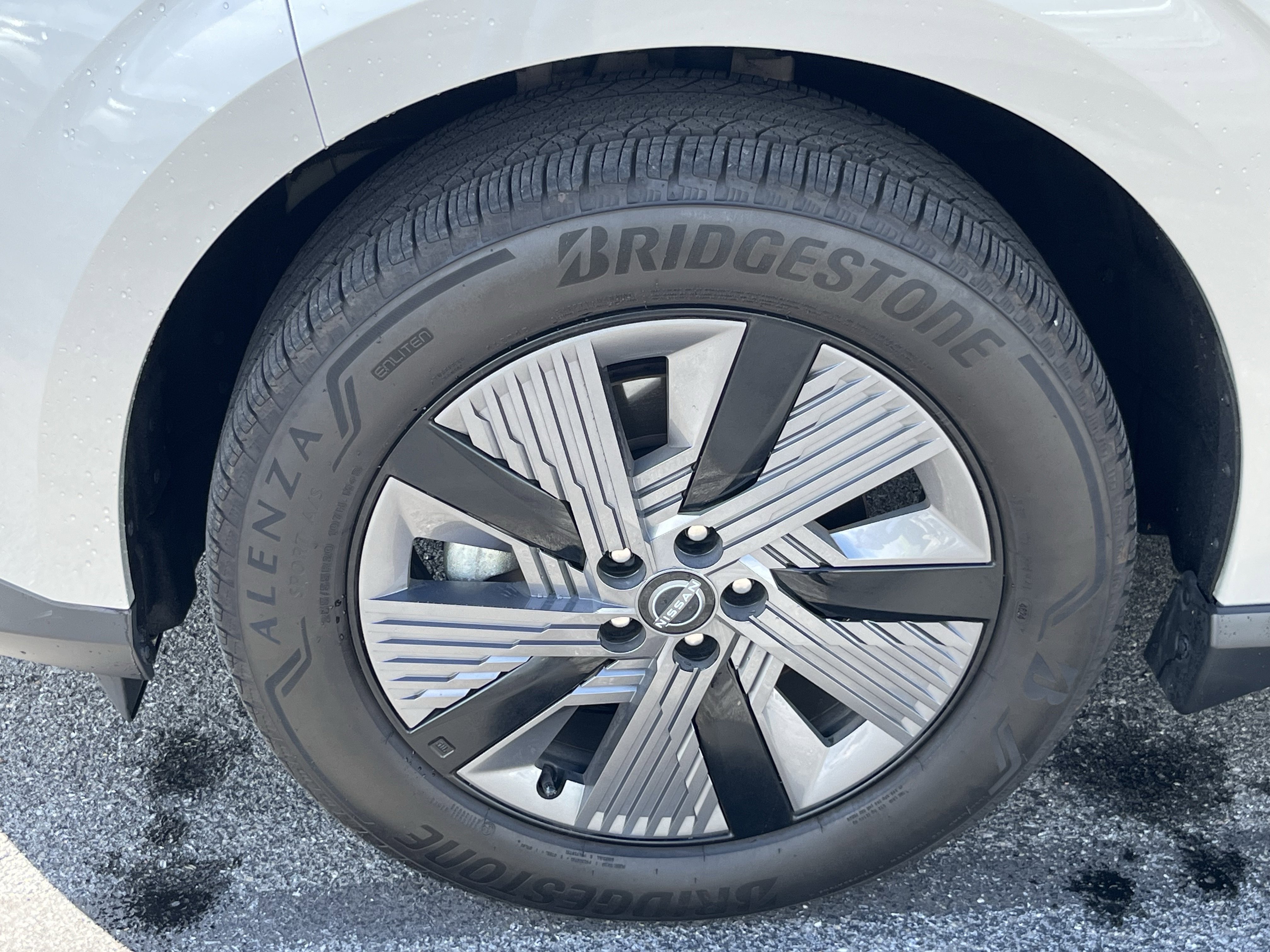 Used 2025 Nissan Murano SL AWD/4WD image 11