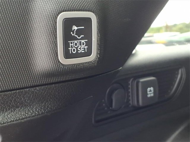 Certified 2022 Jeep Grand Cherokee Altitude image 12