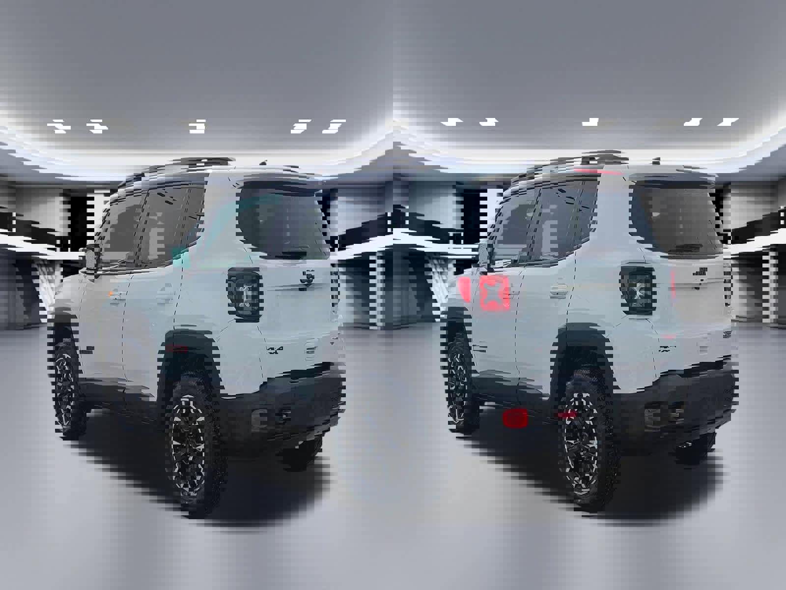 Used 2023 Jeep Renegade Trailhawk image 4