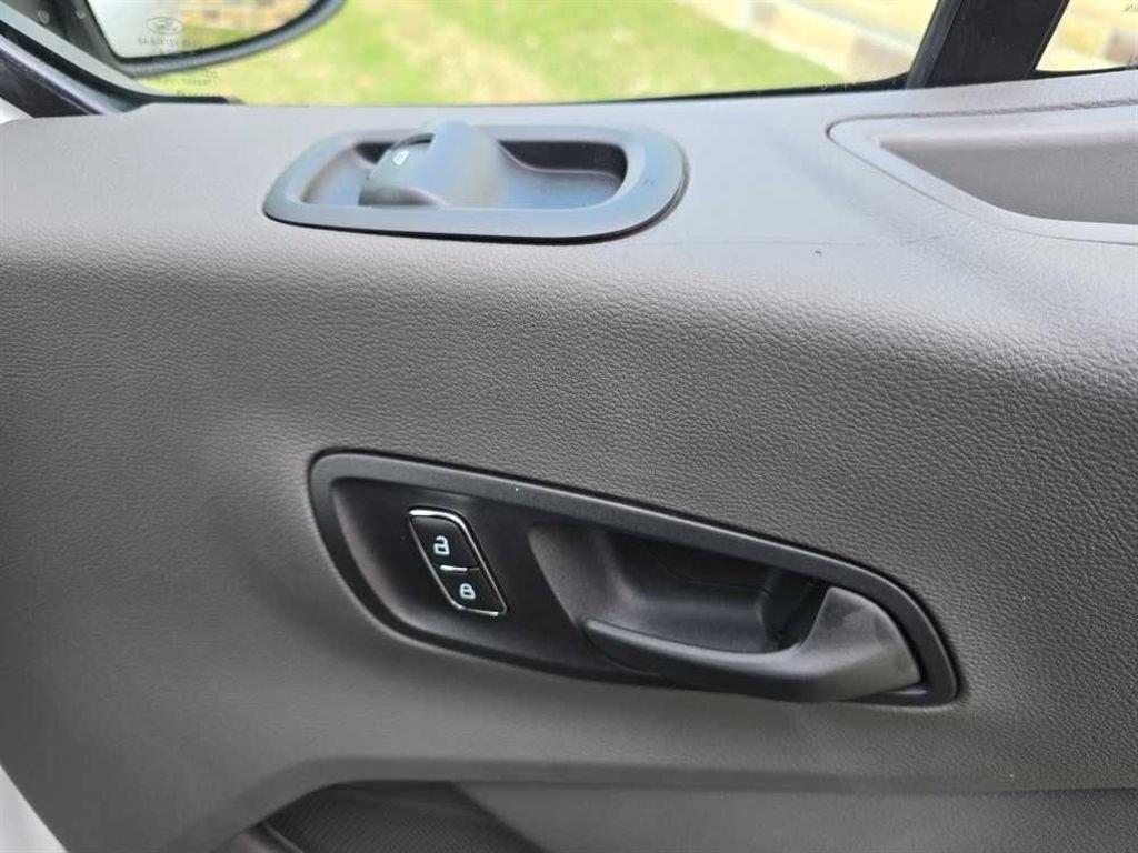 New 2026 Ford Transit 150 Low Roof RWD image 20