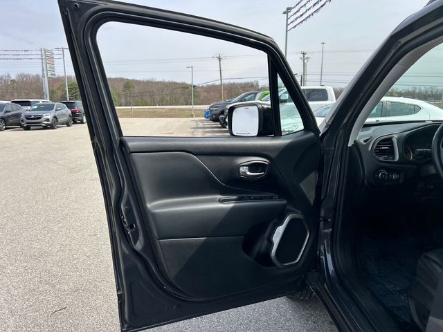 Used 2022 Jeep Renegade Limited image 35