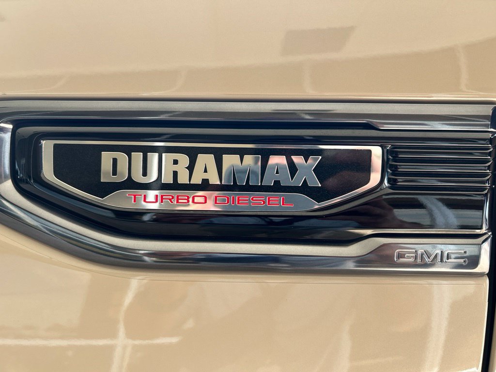 Used 2023 GMC Sierra 1500 AT4 w/ AT4 Preferred Package AWD/4WD image 29