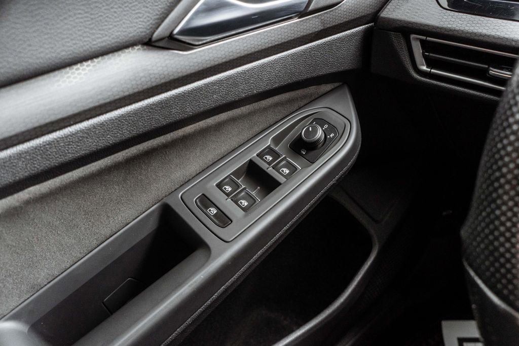 Used 2023 Volkswagen GTI Autobahn image 17