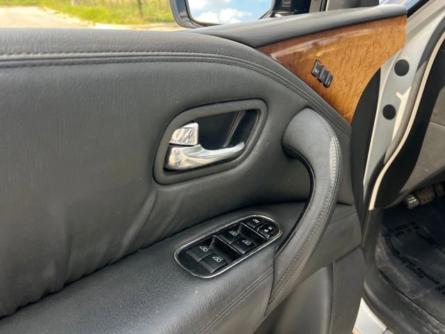 Used 2011 INFINITI QX56 4WD w/ Theater Pkg image 12