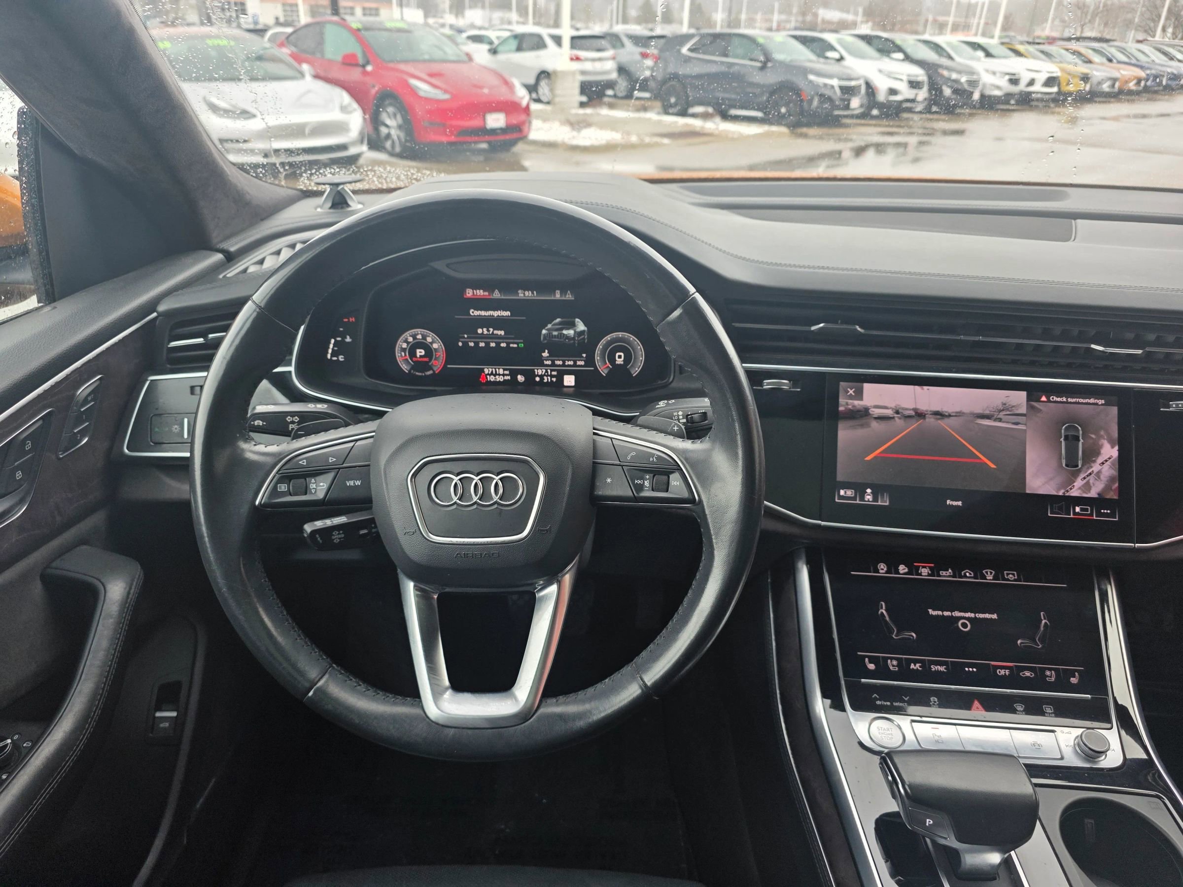 Used 2019 Audi Q8 Prestige w/ Luxury Package AWD/4WD image 9