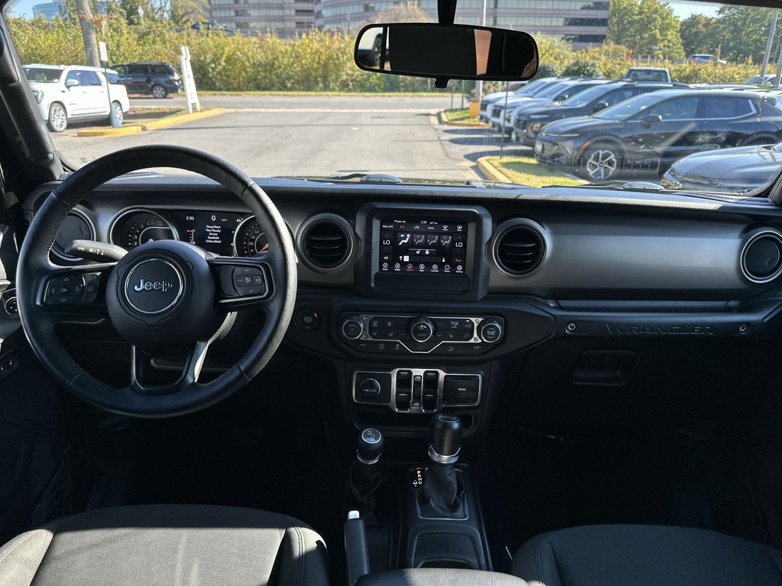 Used 2018 Jeep Wrangler Unlimited Sport S AWD/4WD image 16