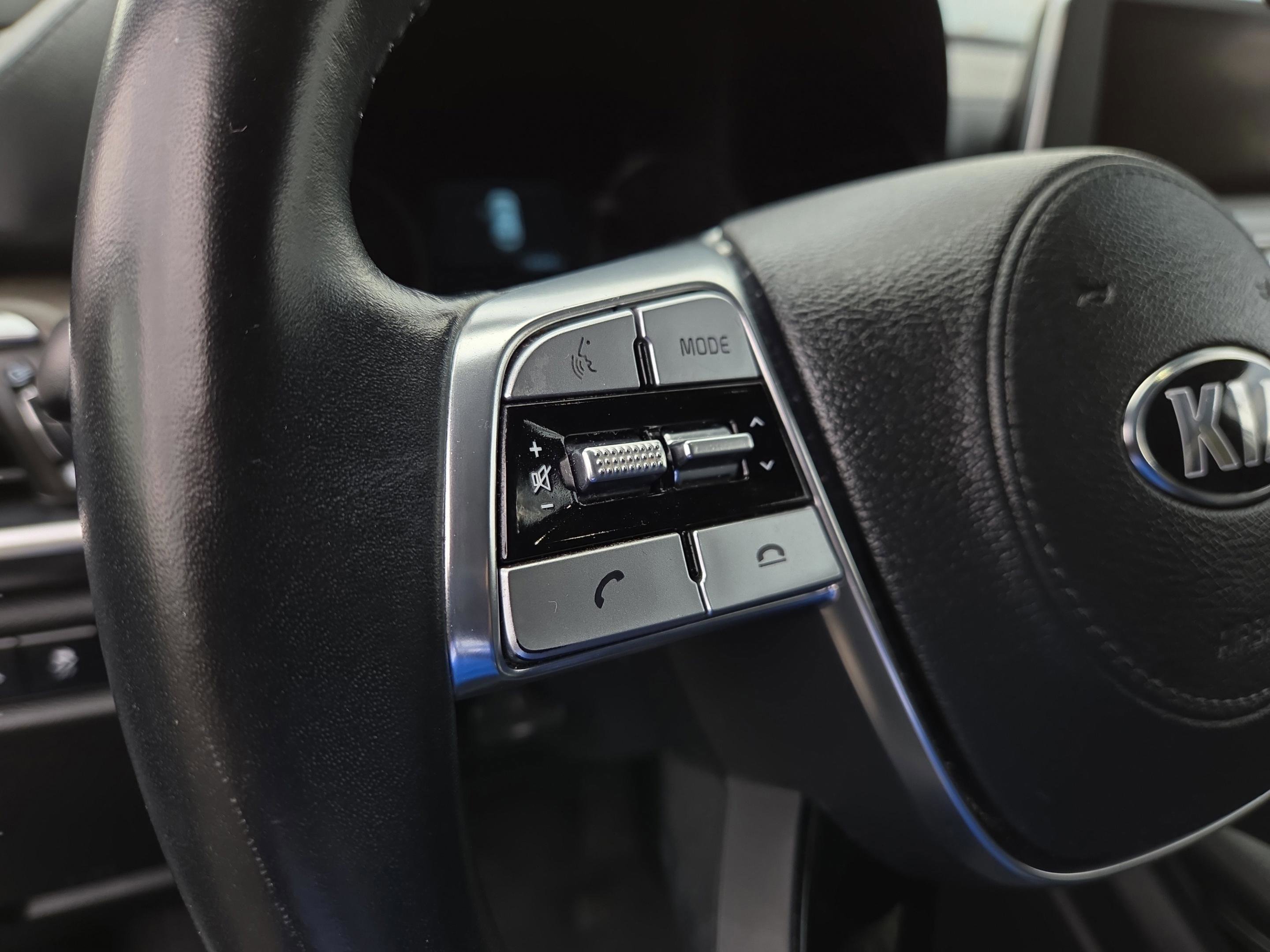 Used 2020 Kia Telluride EX image 13