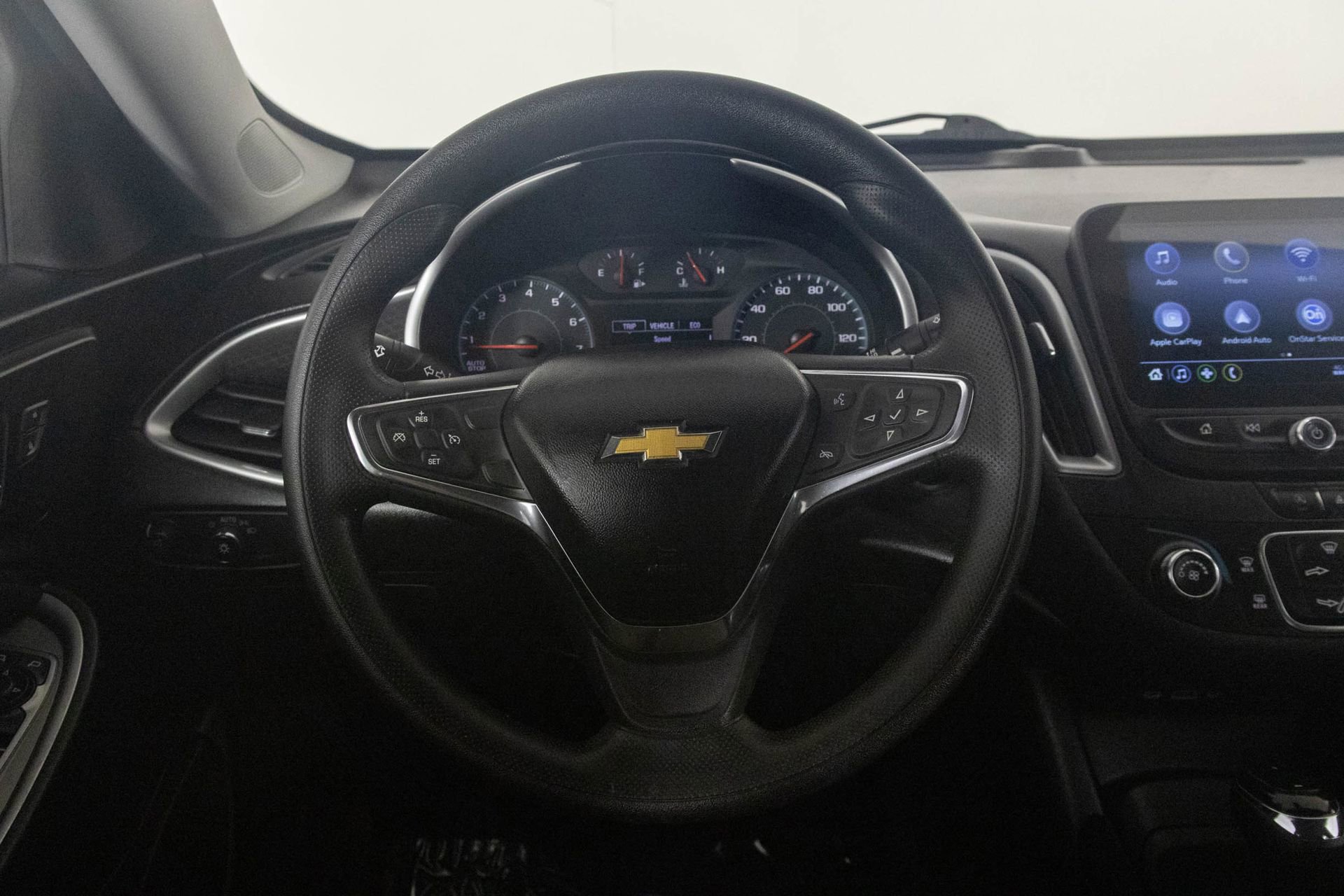 Used 2020 Chevrolet Malibu LS image 28