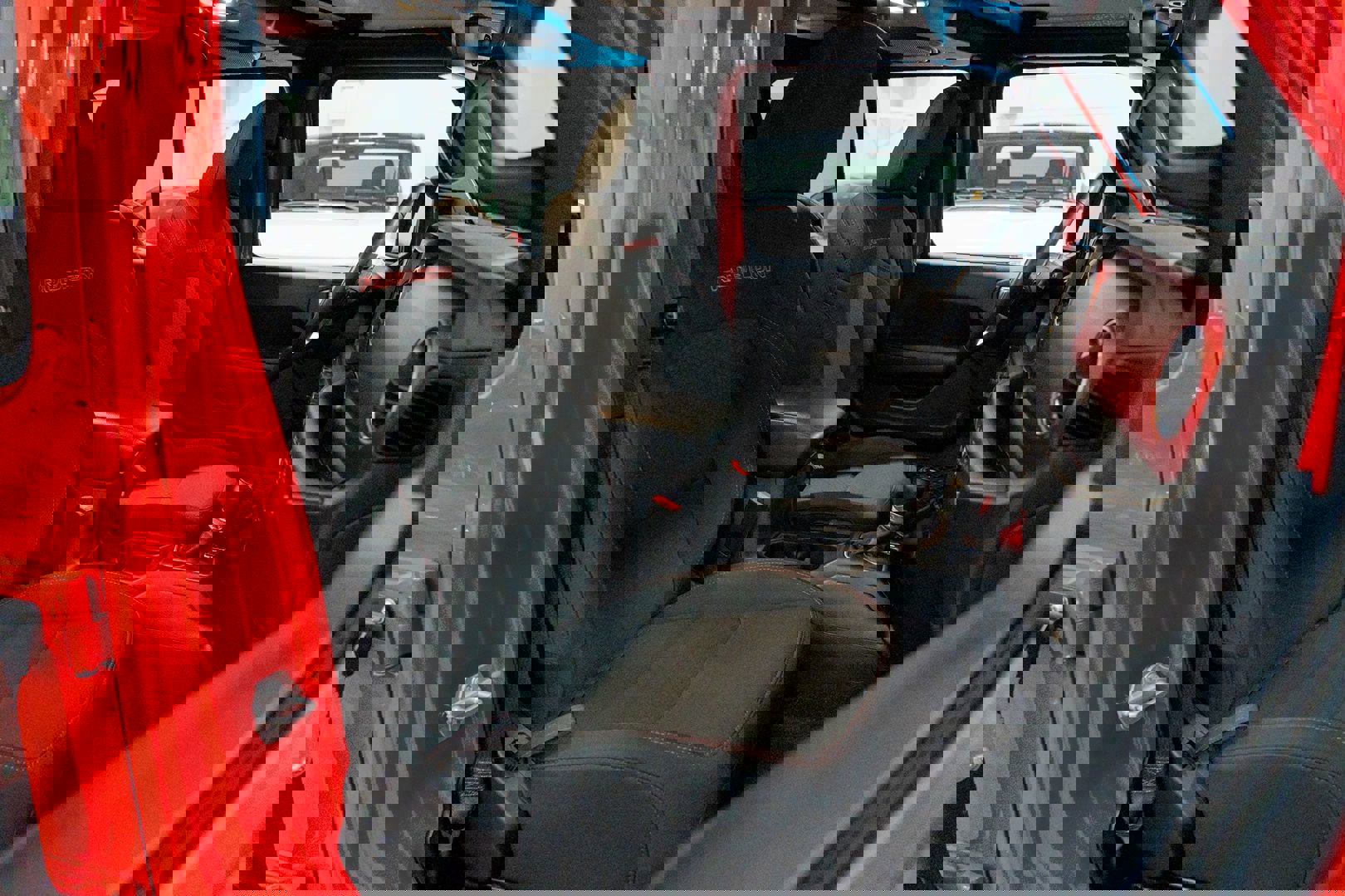 Used 2019 Jeep Wrangler Unlimited Rubicon image 37