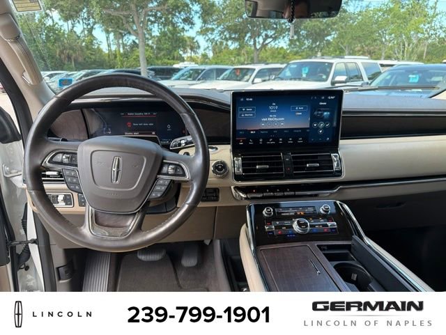 Used 2023 Lincoln Navigator Reserve AWD/4WD image 14
