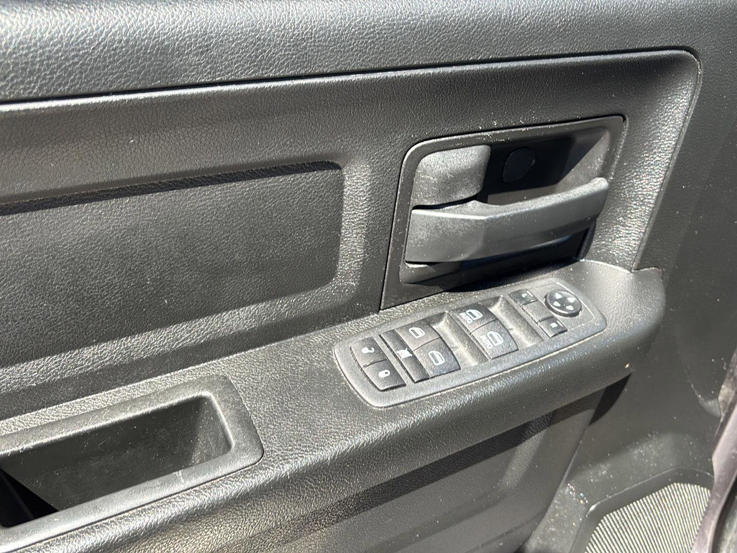 Used 2019 RAM 1500 Tradesman w/ Chrome Plus Package image 17