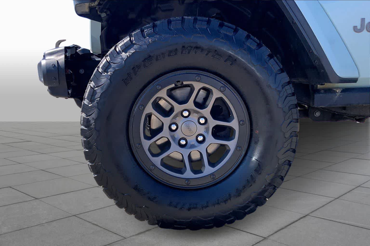 Used 2023 Jeep Wrangler Unlimited Rubicon 392 w/ Xtreme Recon 35" Tire Package AWD/4WD image 10