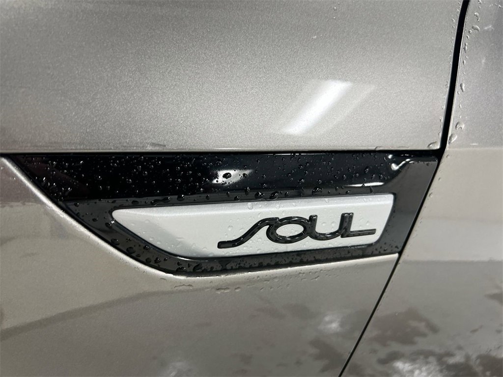 Used 2016 Kia Soul image 25