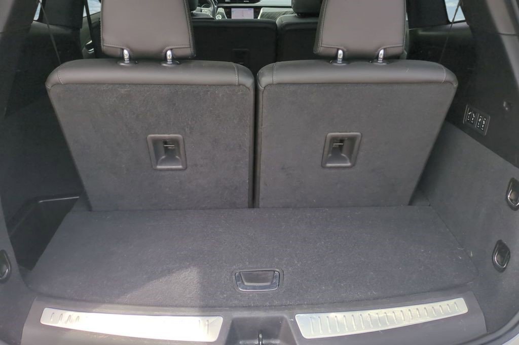 Certified 2023 Cadillac XT6 Premium Luxury image 28