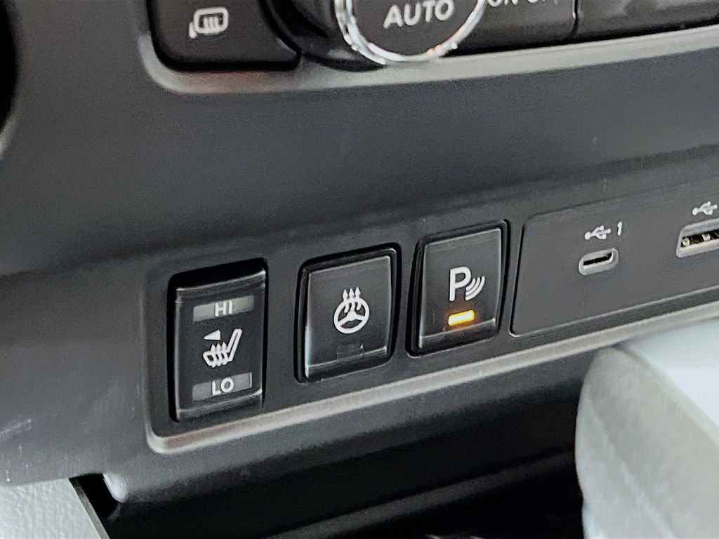 New 2026 Nissan Frontier SV w/ SV Convenience Package image 18