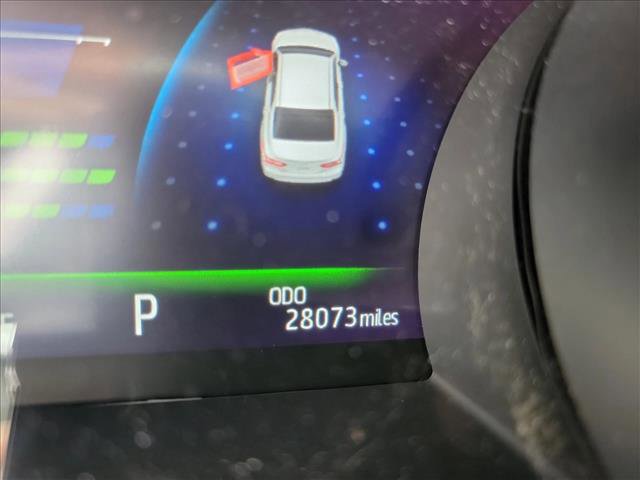 Used 2021 Toyota Camry XLE w/ Cold Weather Package image 21