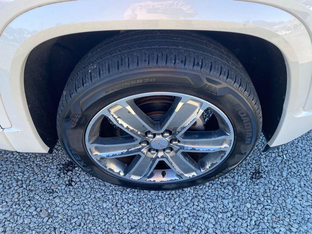 Used 2017 GMC Acadia Denali w/ Technology Package image 25