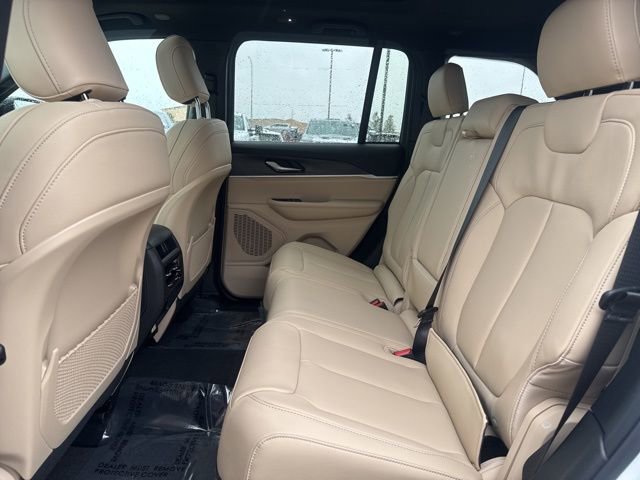 New 2025 Jeep Grand Cherokee Limited w/ Trailer Tow Package image 19