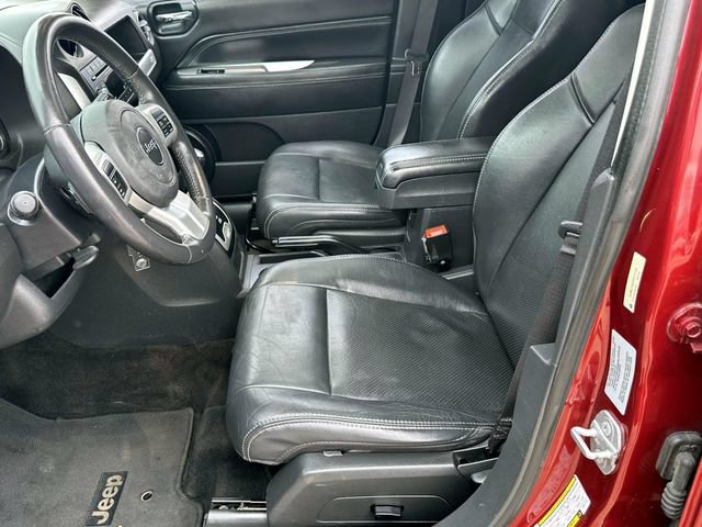 Used 2015 Jeep Compass High Altitude FWD image 16