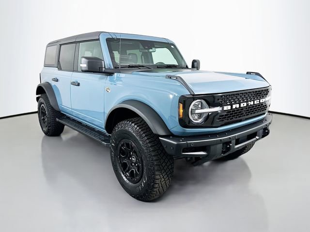 Used 2023 Ford Bronco Wildtrak image 3