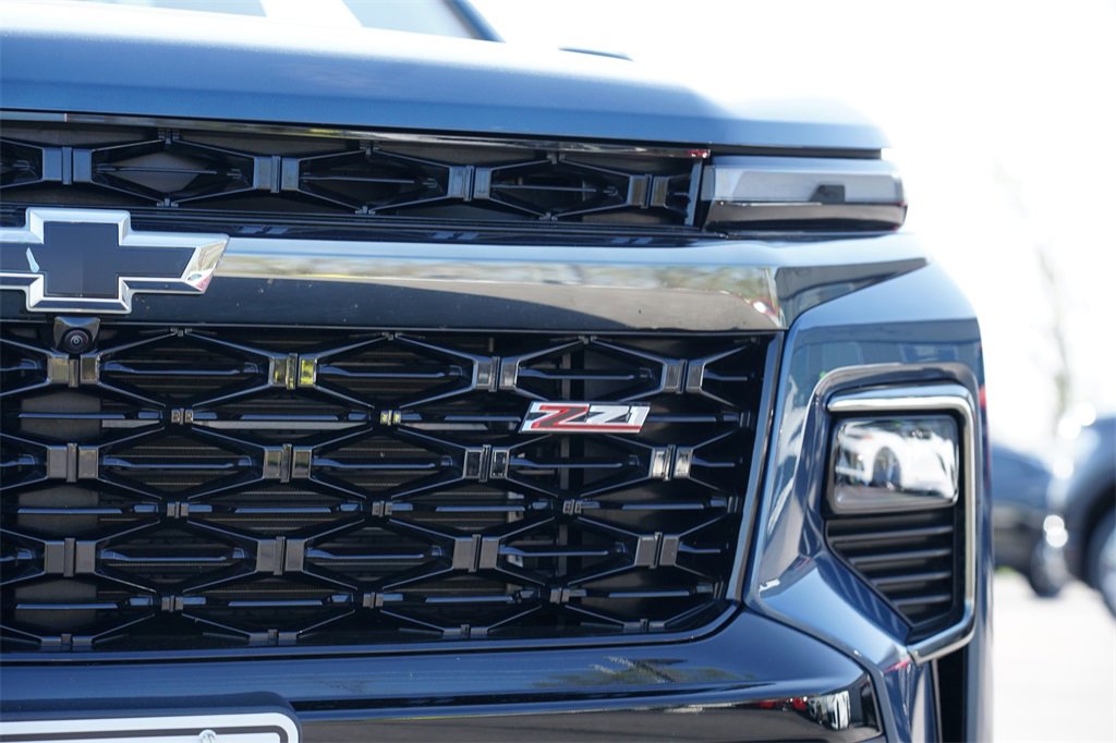 Used 2024 Chevrolet Traverse Z71 image 9