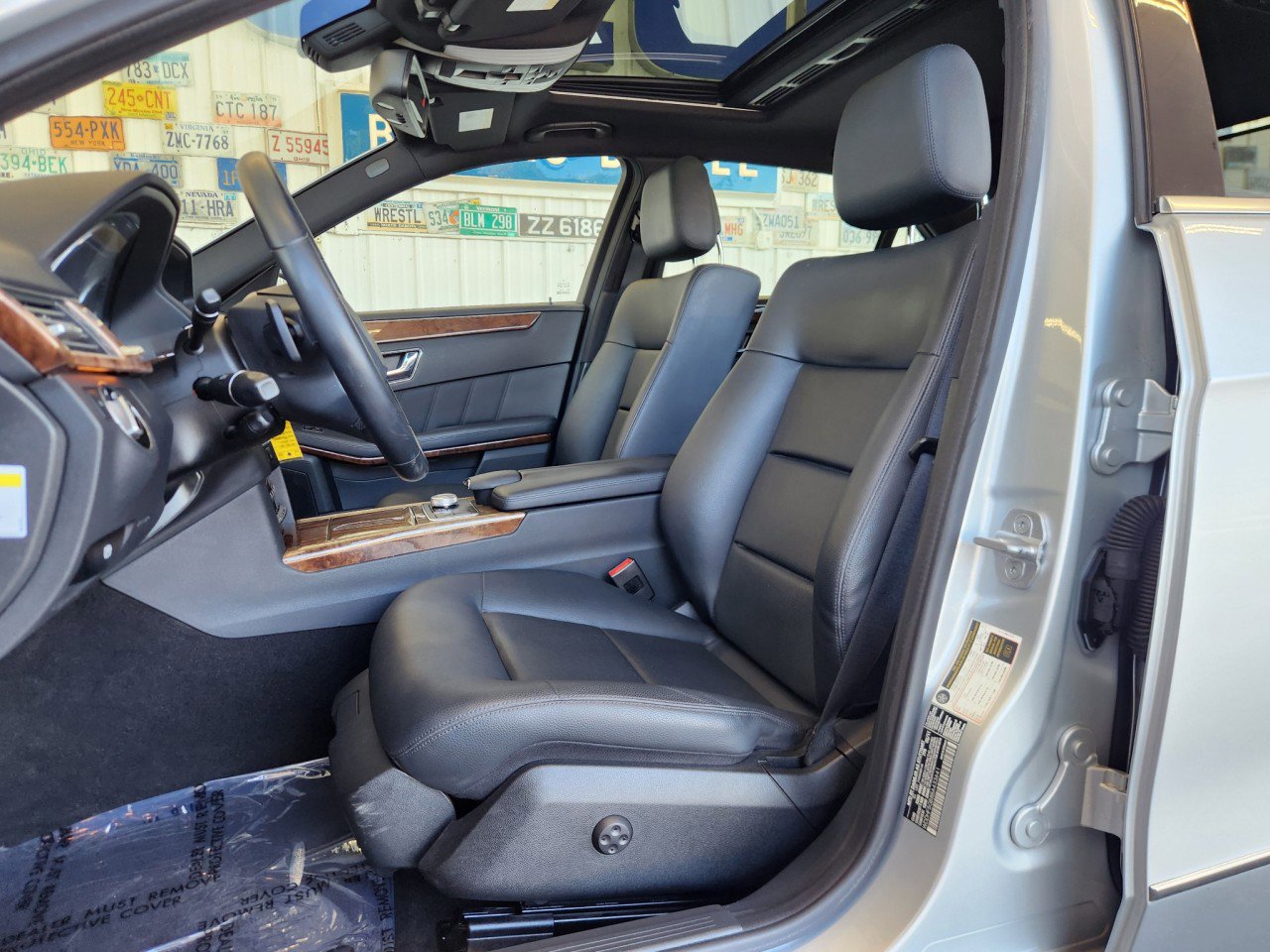 Used 2011 Mercedes-Benz E 350 Sedan image 2