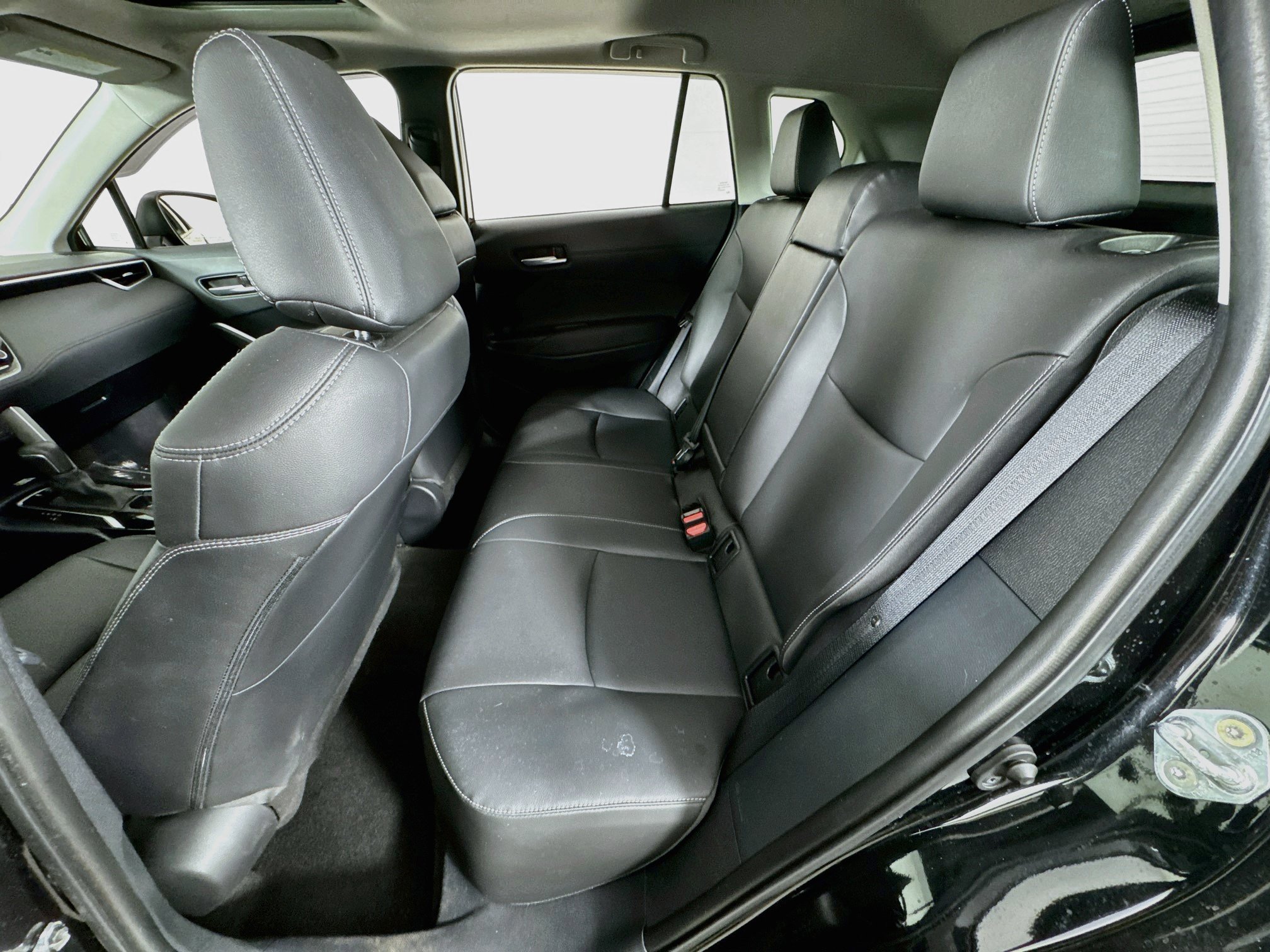 Certified 2023 Toyota Corolla Cross XLE w/ Convenience Package AWD/4WD image 18